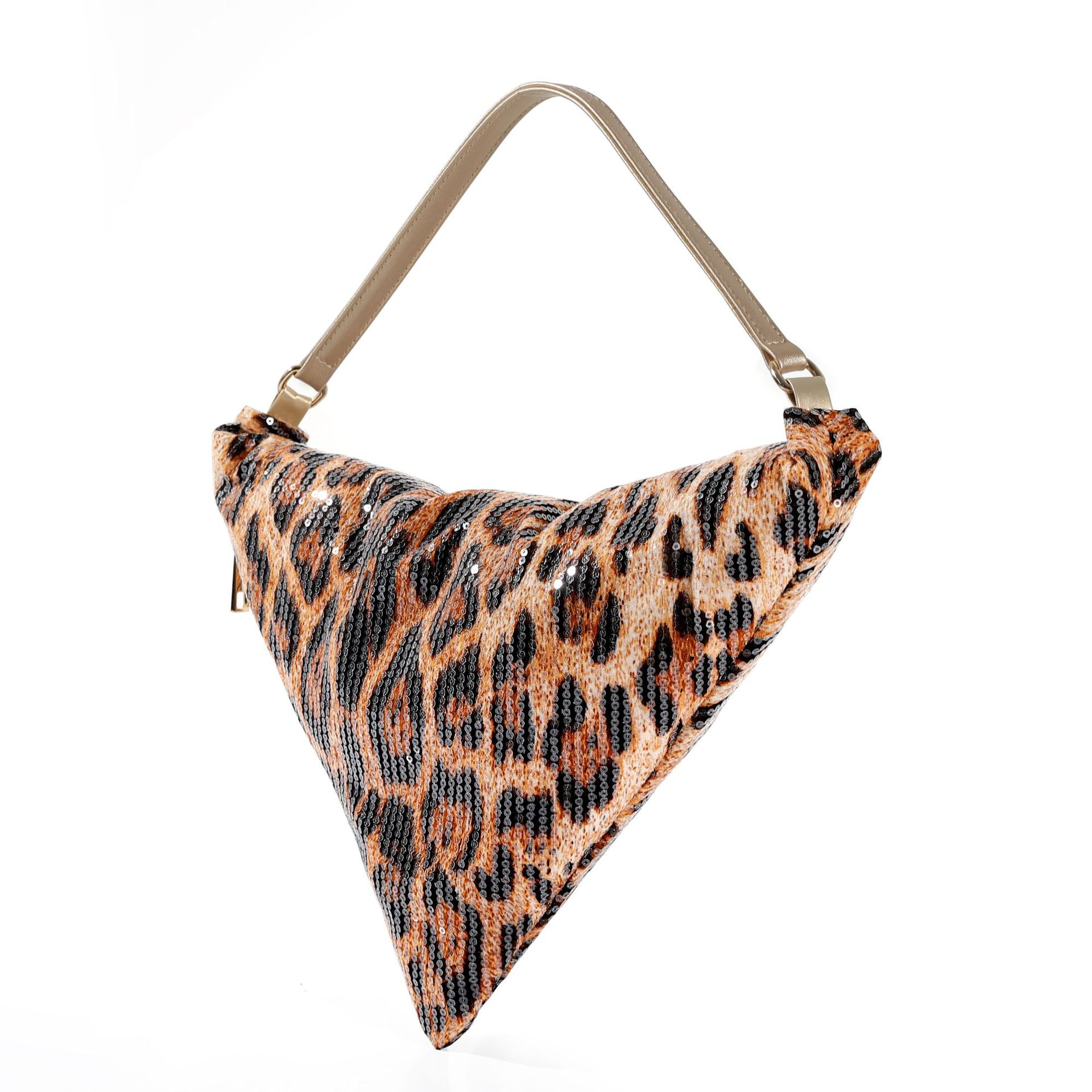 Leopard print crescent bag sho - đánh giá và giá Women'S Fashion Trends Spring 2026