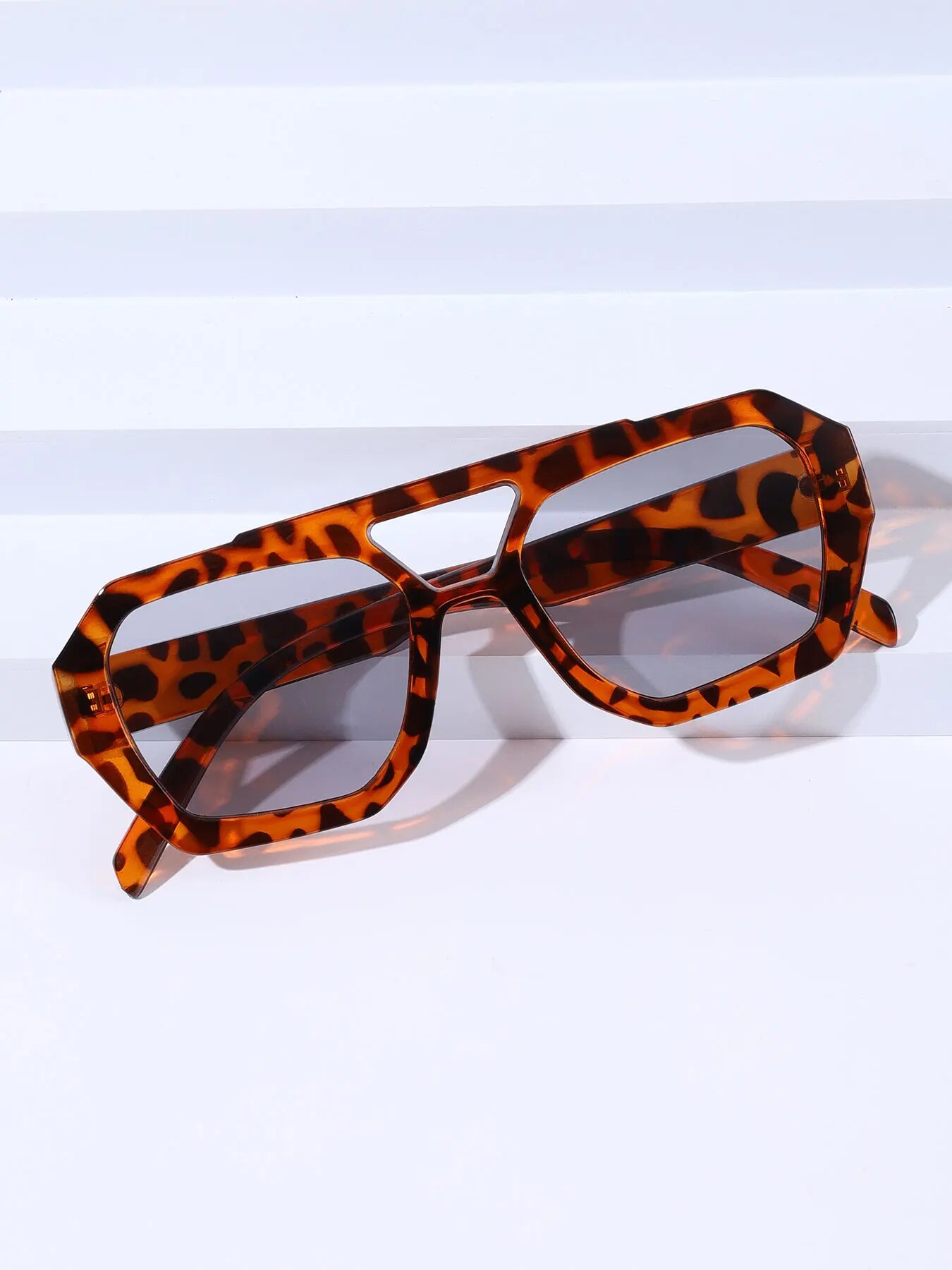 Fashion Vintage Square Irregul - đánh giá và giá Women'S Fashion Eyeglasses