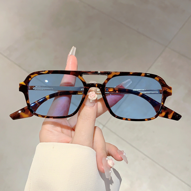 Trendy Women Double Beam Sungl - đánh giá và giá Women Fashion Glasses
